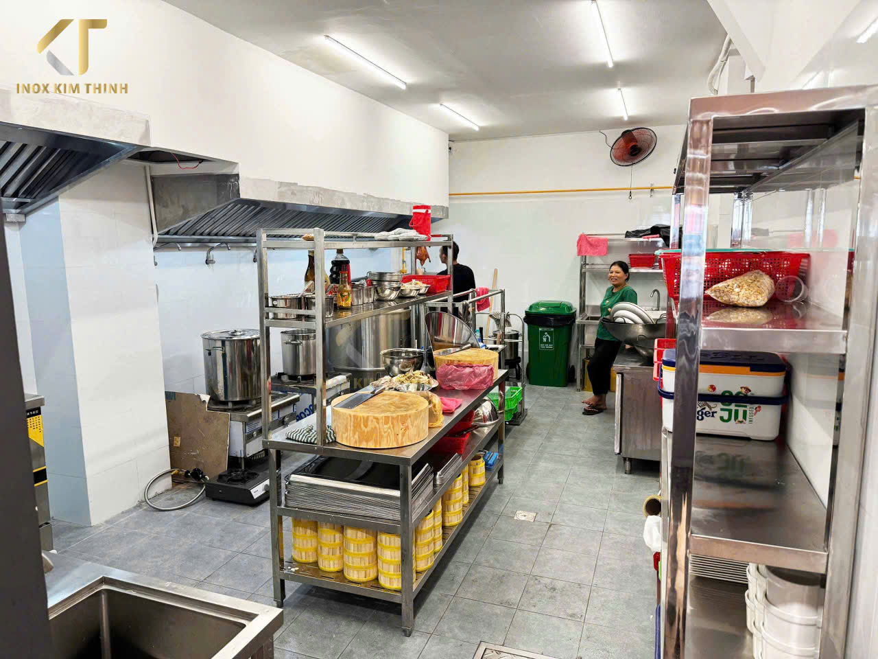 thiet-bi-bep-cong-nghiep-phu-quoc
