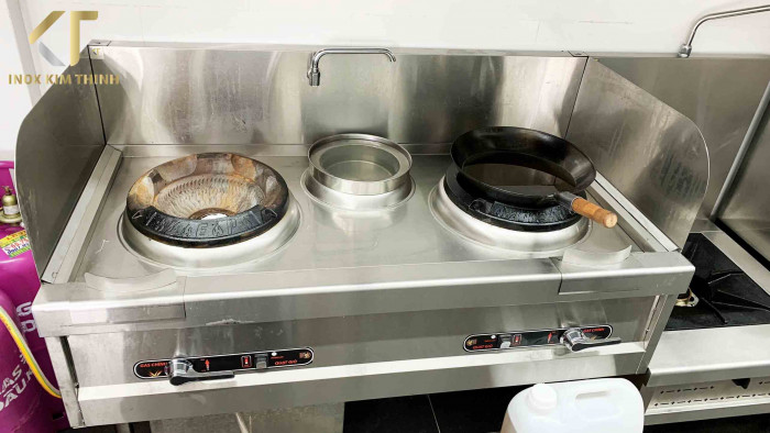 Tìm hiểu đặc điểm sử dụng của bếp á 2 họng công nghiệp