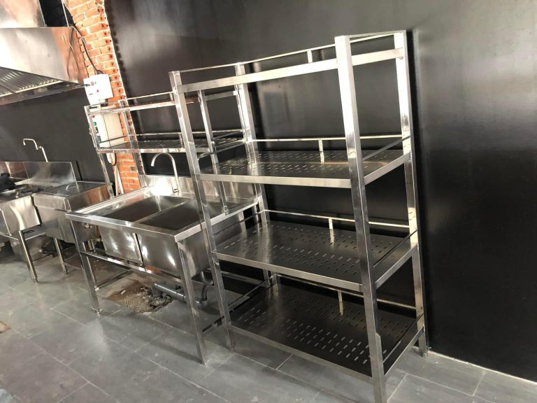 Bàn Inox Công Nghiệp-Sự Lựa Chọn Vững Chắc Cho Các Ngành Công Nghiệp