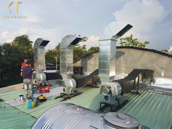 chụp hút khói bếp công nghiệp